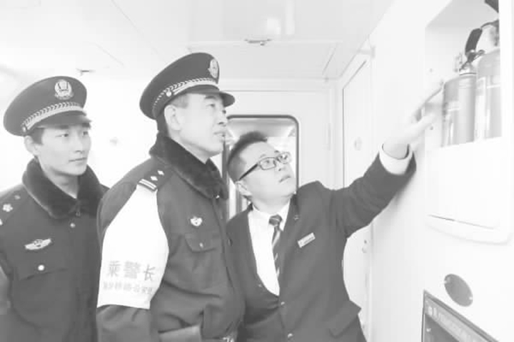 臨鐵公安:排除隱患保春運(yùn)